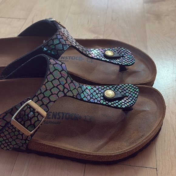 Birkenstock Gizeh Metallic Crocodile Print Sandals | Women’s Size 41 - Picture 3 of 10